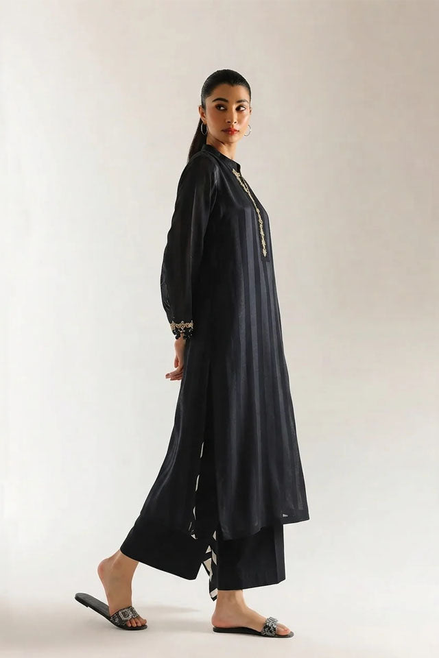 Monochrome Elegance – 3-Piece Stitched Chiffon Outfit SZ-2016