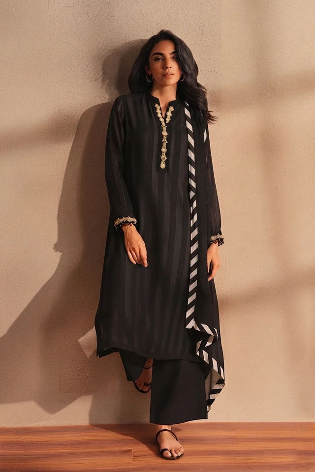 Monochrome Elegance – 3-Piece Stitched Chiffon Outfit SZ-2016
